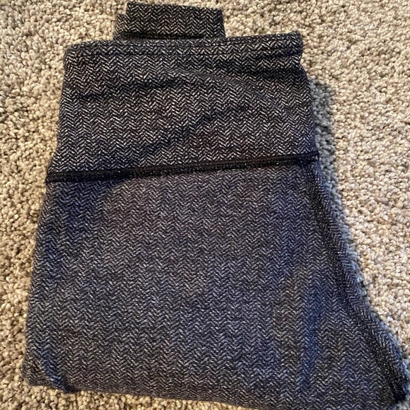 Lululemon Leggings - Picture 4 of 6